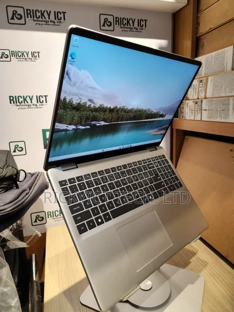Laptop Dell 8GB AMD Ryzen 5 SSD 256GB