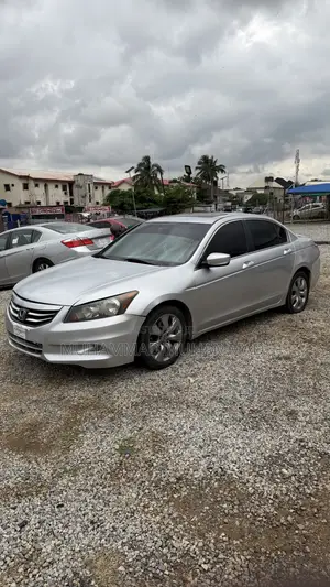 Honda Accord 2010 Silver