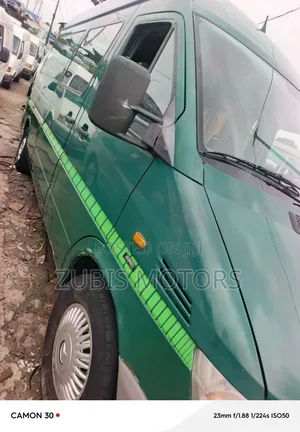 Mercedes-Benz Sprinter 2005 Green