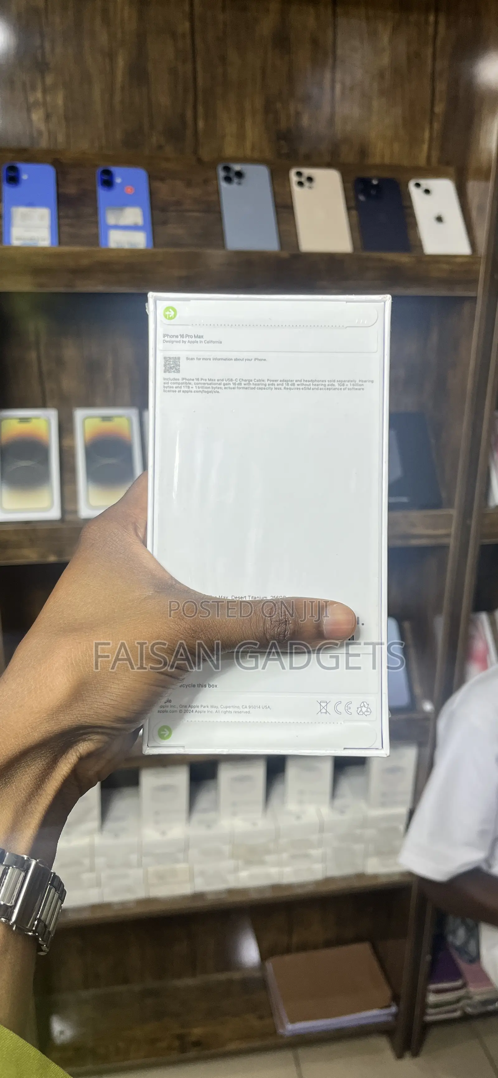 New Apple iPhone 16 Pro 128 GB Gold