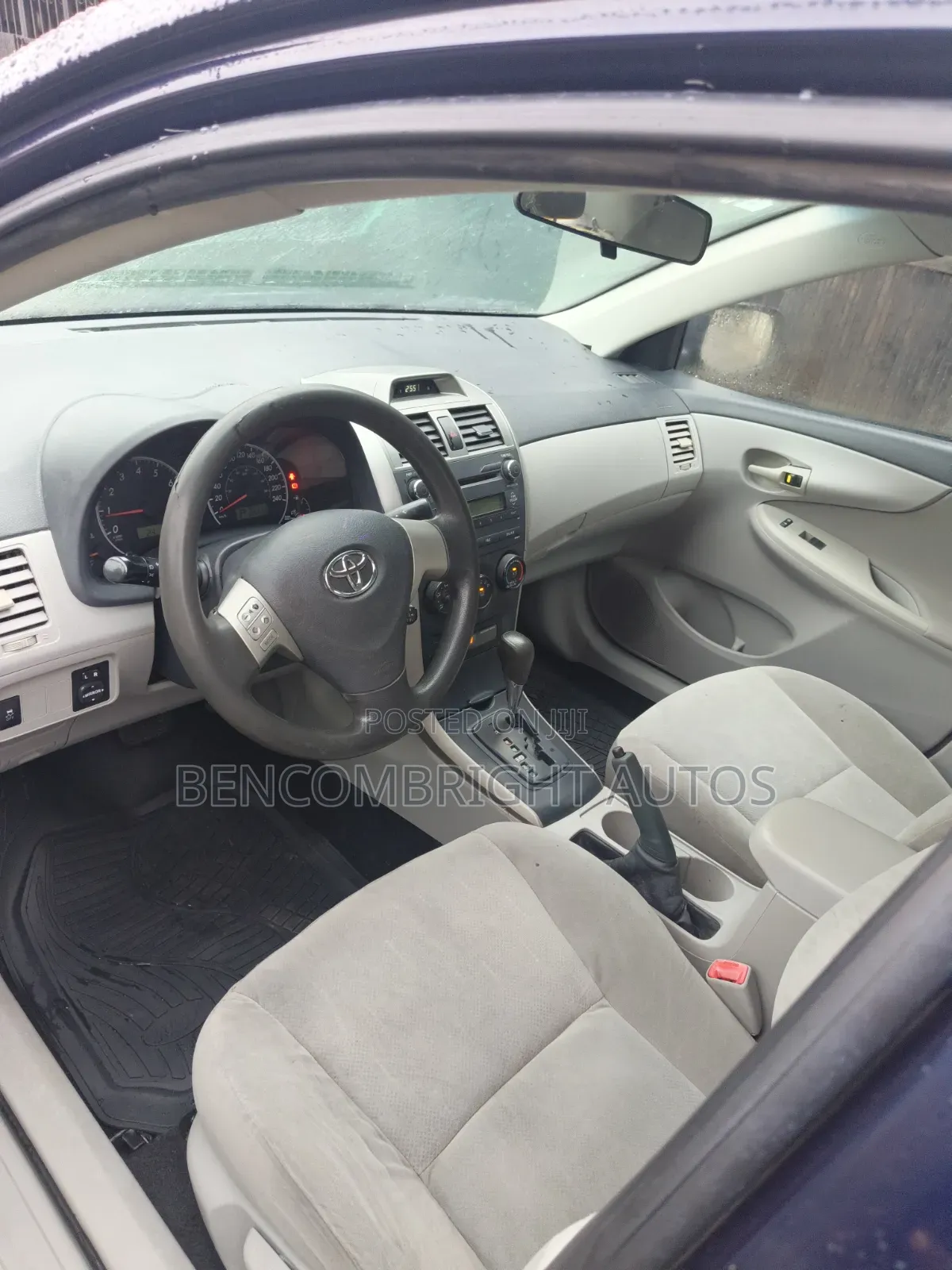 Toyota Corolla 2011 Blue