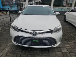 Toyota Avalon 2013 White