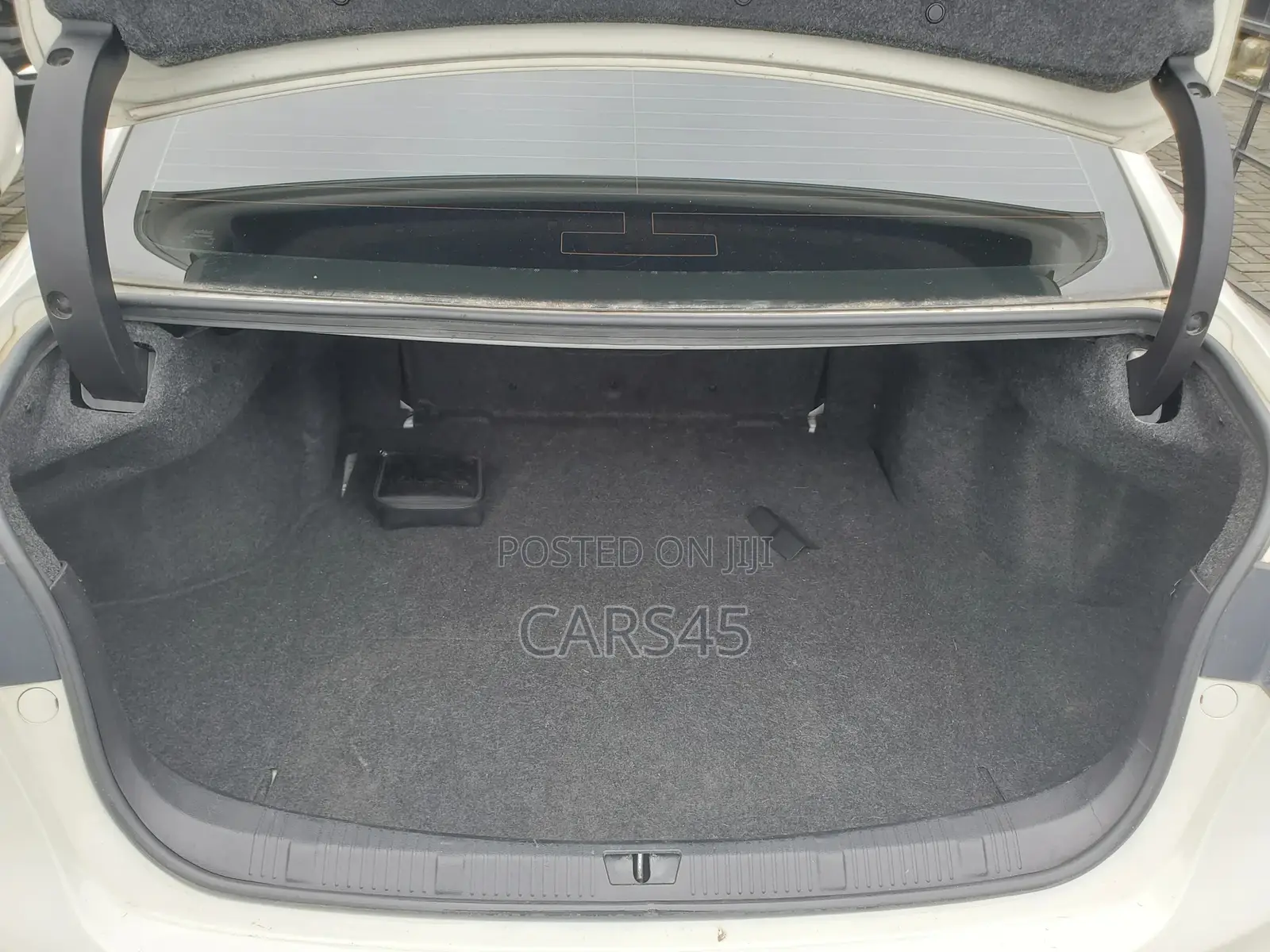 Toyota Avalon 2013 White