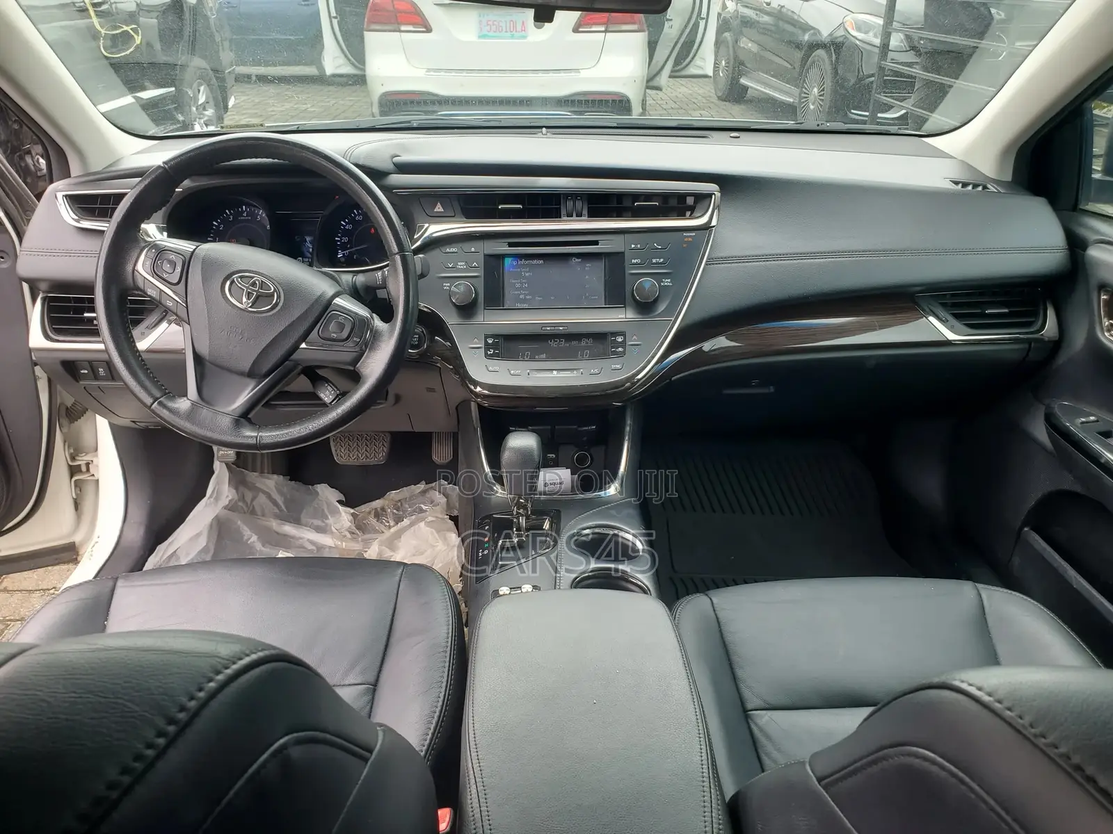 Toyota Avalon 2013 White