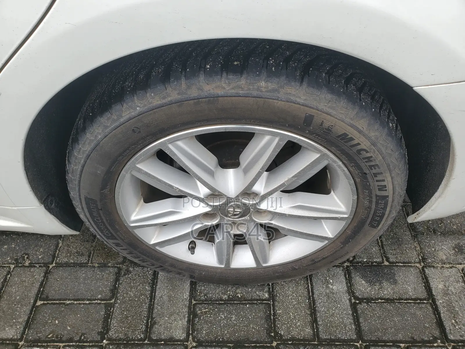 Toyota Avalon 2013 White