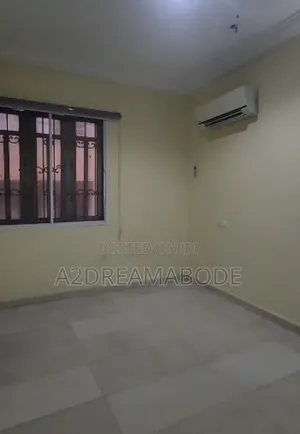 4bdrm Duplex in Yaba, Alagomeji for rent