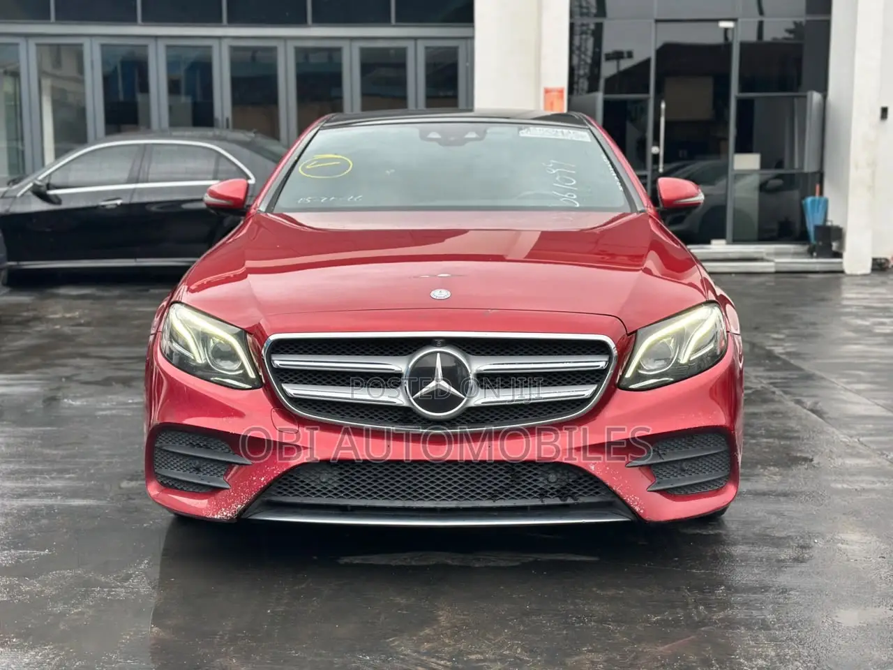 Mercedes-Benz E300 2017 Red