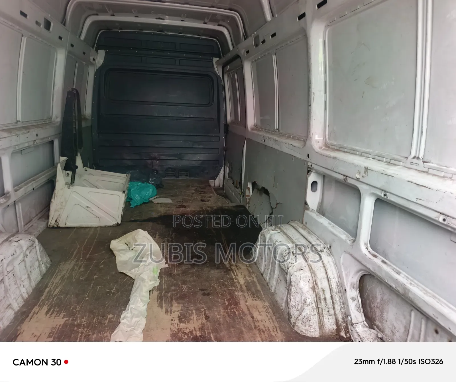 Mercedes-Benz Sprinter 2005 White