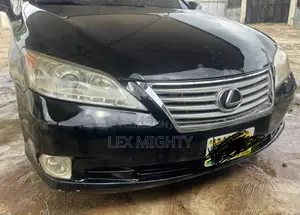Lexus ES 2012 Black