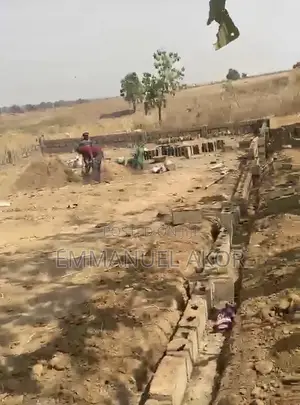 Land 100/50