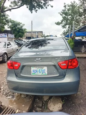 Hyundai Elantra 2010 Gray