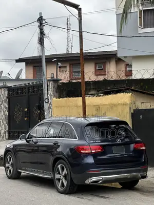 Mercedes-Benz GLC-Class 2016 Blue