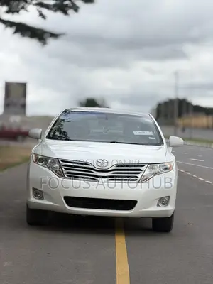 Toyota Venza 2010 White