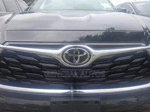 Toyota Highlander Limited 2022 Black