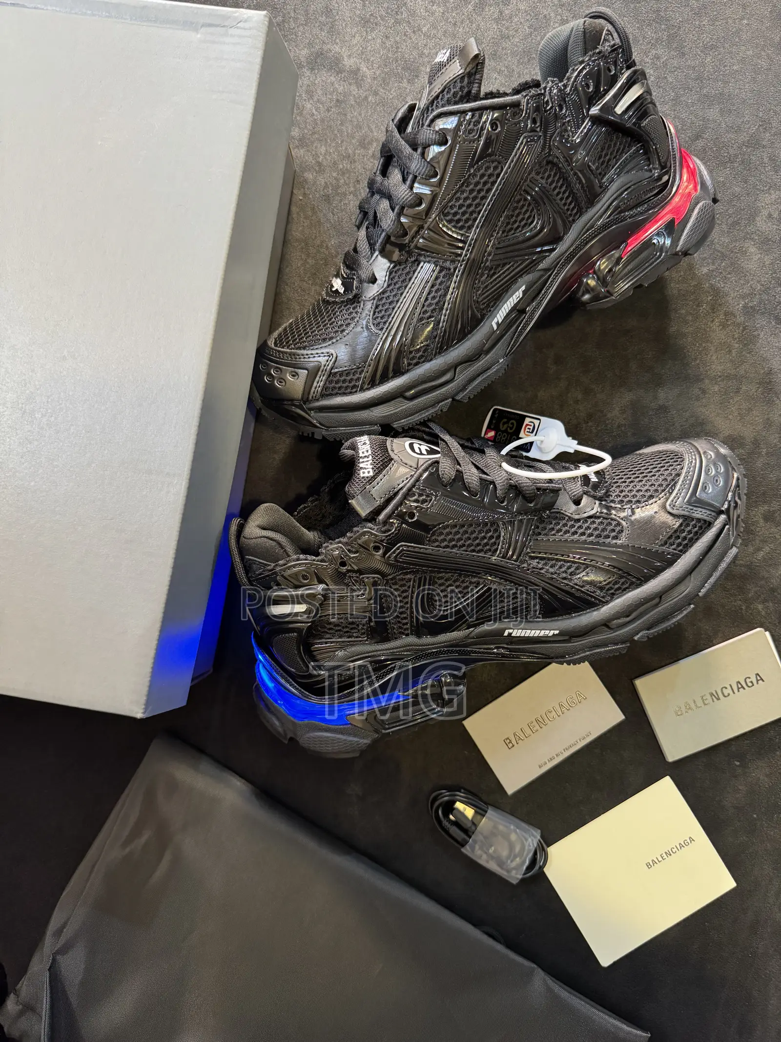 Balenciaga Runner Led