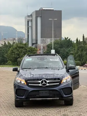 Mercedes-Benz GLE-Class GLE 350 2017 Blue