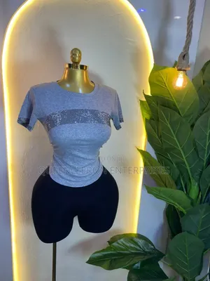 Pretty Tops