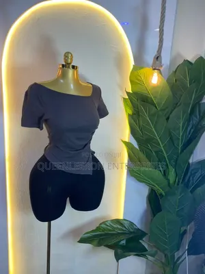 Pretty Tops