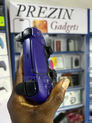 PlayStation 5 Pad Available