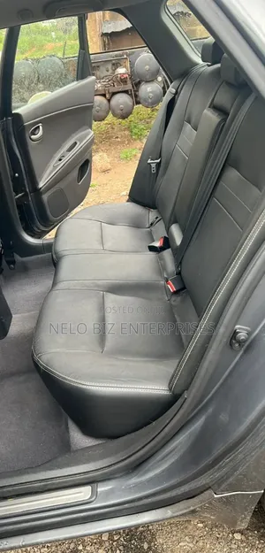 Nissan Primera 2005 Gray
