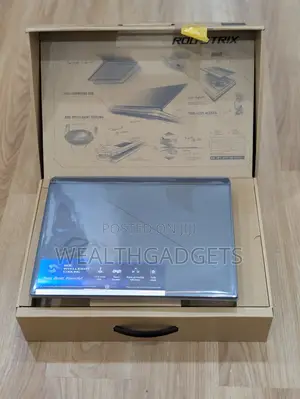 New Laptop Asus ROG Zephyrus G16 16GB Intel Core i7 SSD 1T