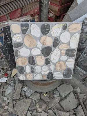 40x40 Anti Slippery Floor Tiles