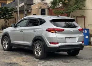 Hyundai Tucson 2016 Silver