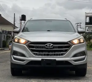Hyundai Tucson 2016 Silver