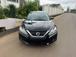 Nissan Altima 2.5 SL 2016 Black