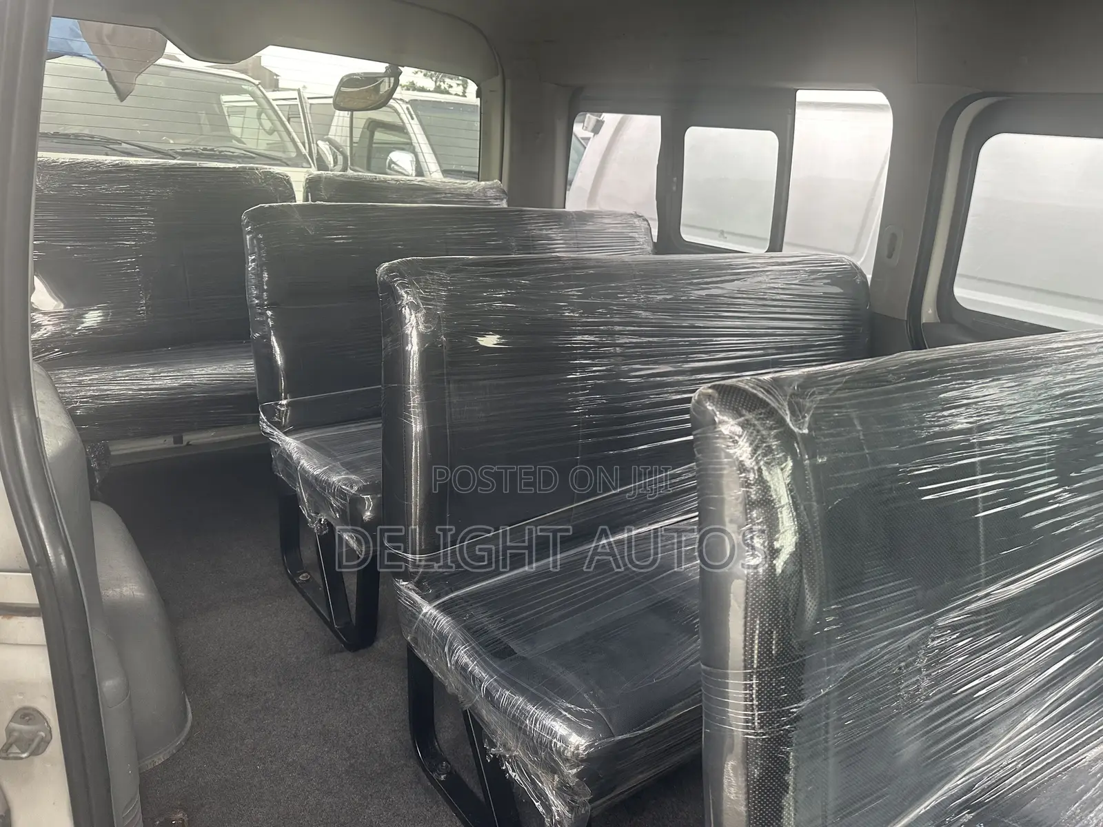 Toyota HiAce 2012 White
