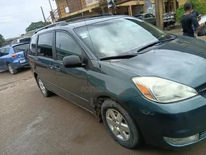 Toyota Sienna 2004 Green