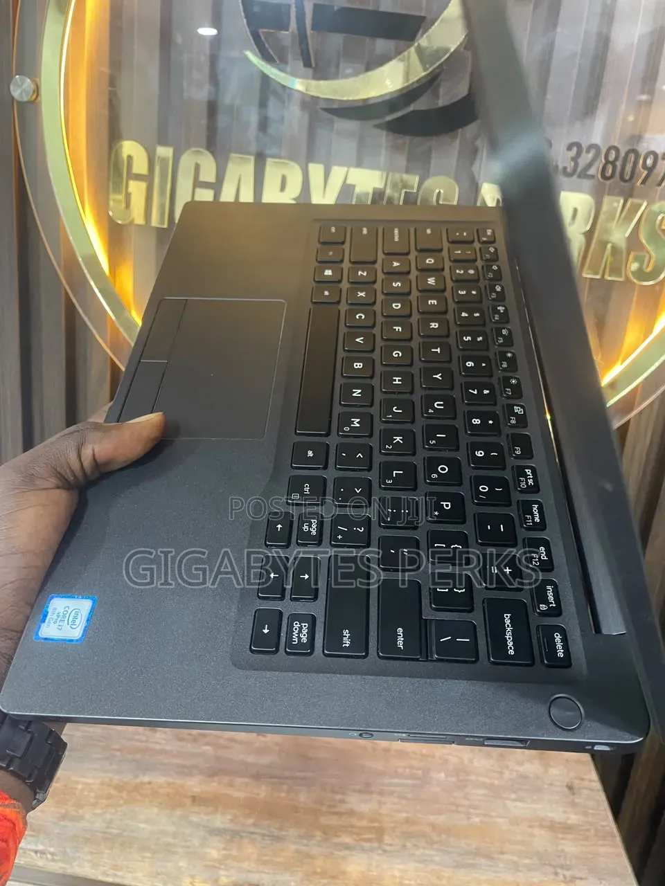 Laptop Dell Latitude 7400 8GB Intel Core i7 SSD 256GB