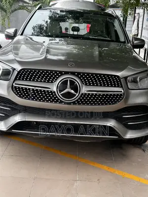 Mercedes-Benz GLE-Class 2020 Gold