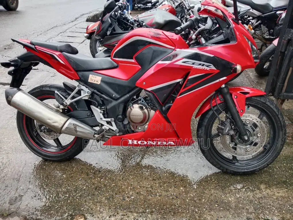 Honda CBR 2018 Red