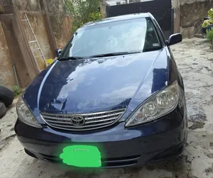 Toyota Camry XLE 4dr Sedan (2.4L 4cyl 5A) 2006 Blue