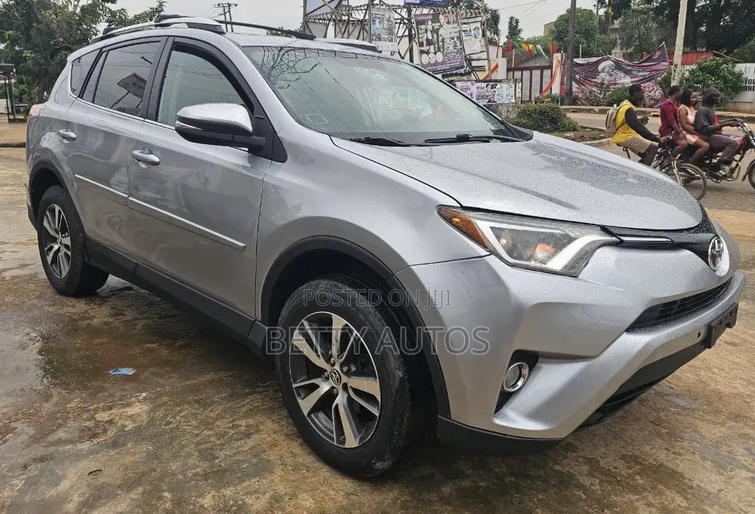 Toyota RAV4 2016 Gray