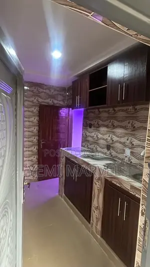 1bdrm Block of Flats in James Ajufo Estate for rent