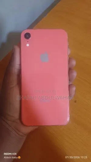 Apple iPhone XR 64 GB Pink
