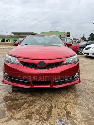 Toyota Camry 2012 Red