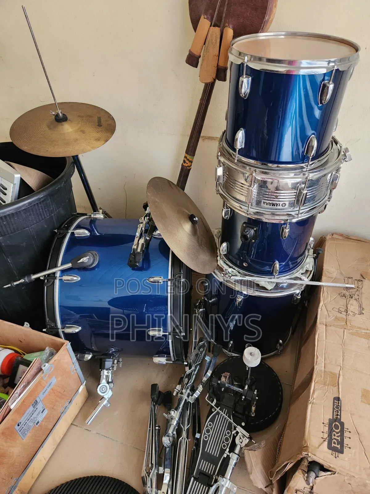 Yamaha Drum Set