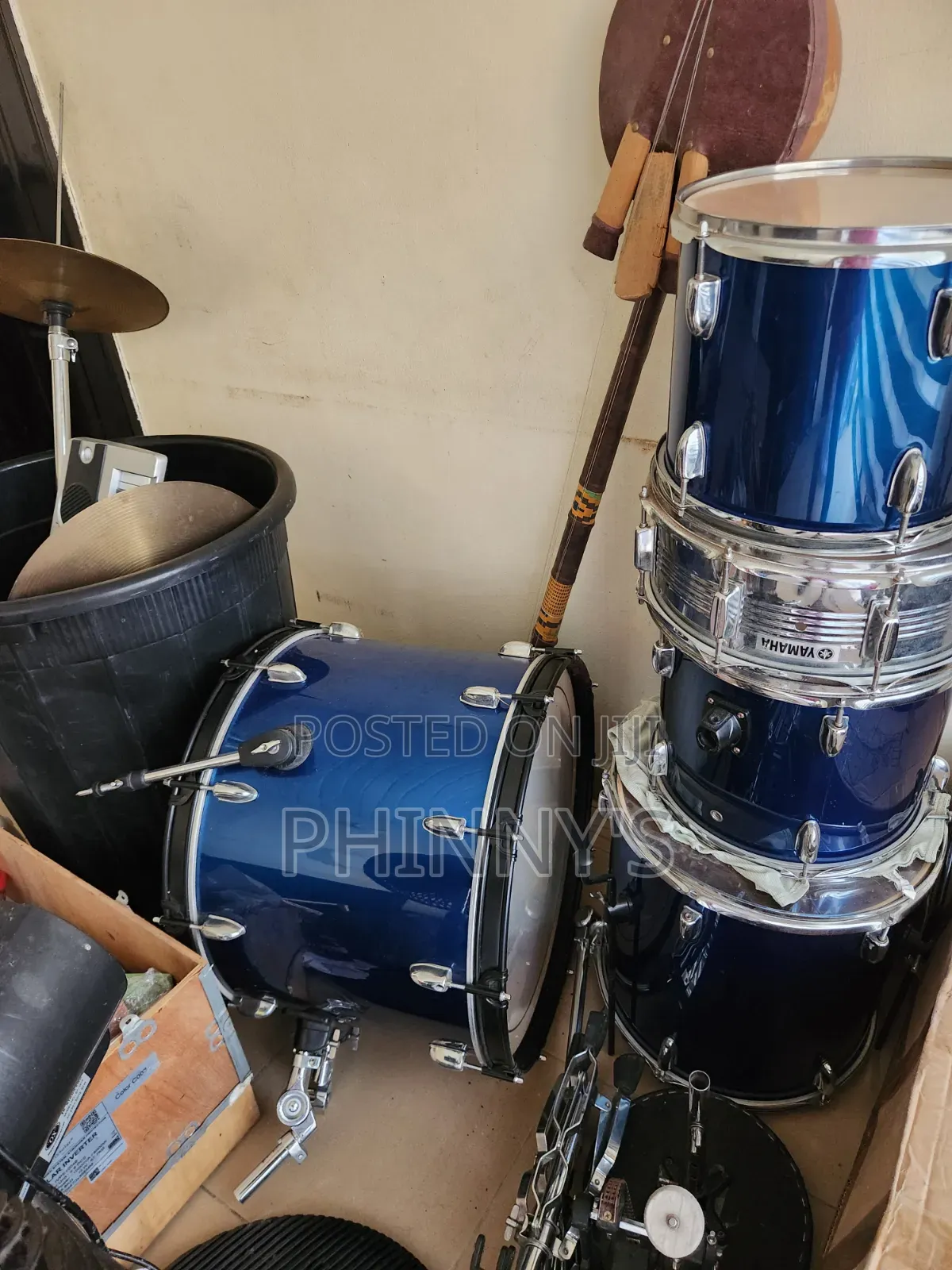 Yamaha Drum Set