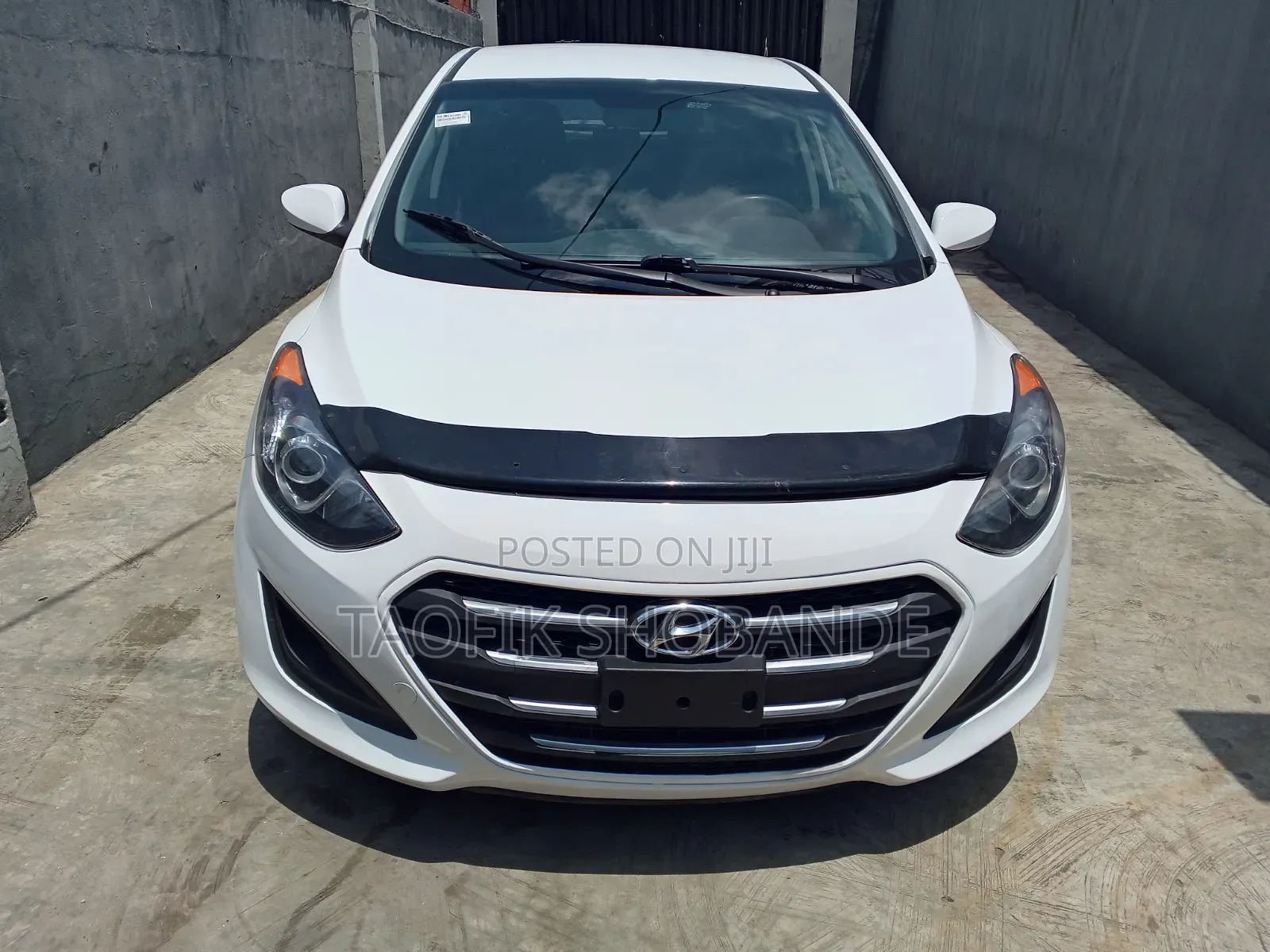 Hyundai Elantra 2014 White