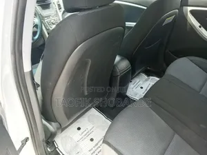 Hyundai Elantra 2014 White