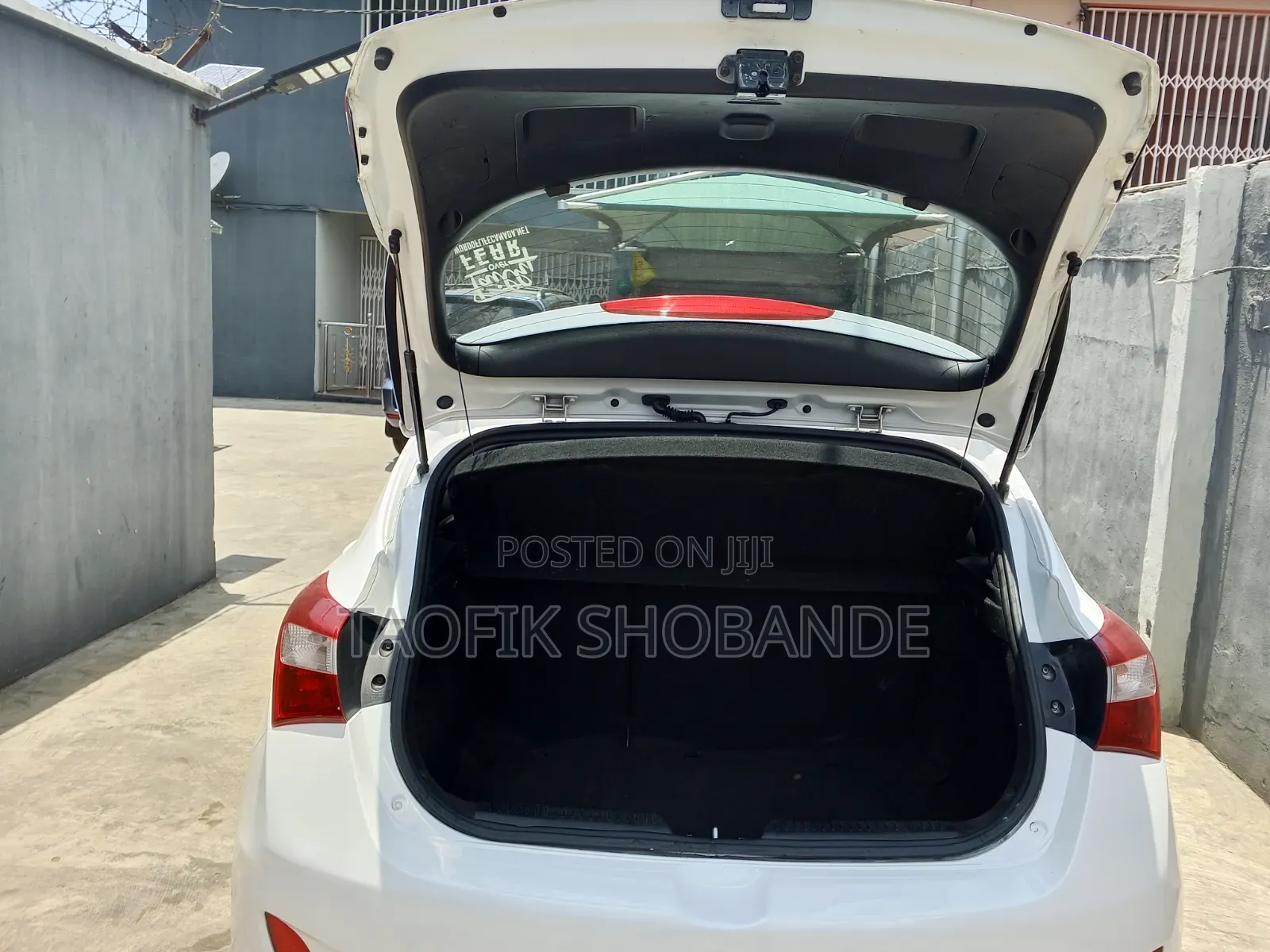 Hyundai Elantra 2014 White