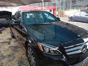 Mercedes-Benz C300 2015 Black