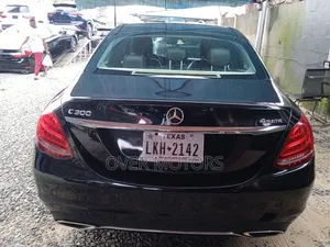 Mercedes-Benz C300 2015 Black