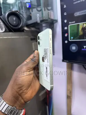 Apple iPhone 12 64 GB Green