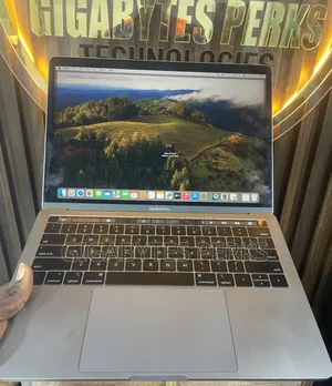 Laptop Apple MacBook Pro 2019 16GB Intel Core i7 SSD 512GB