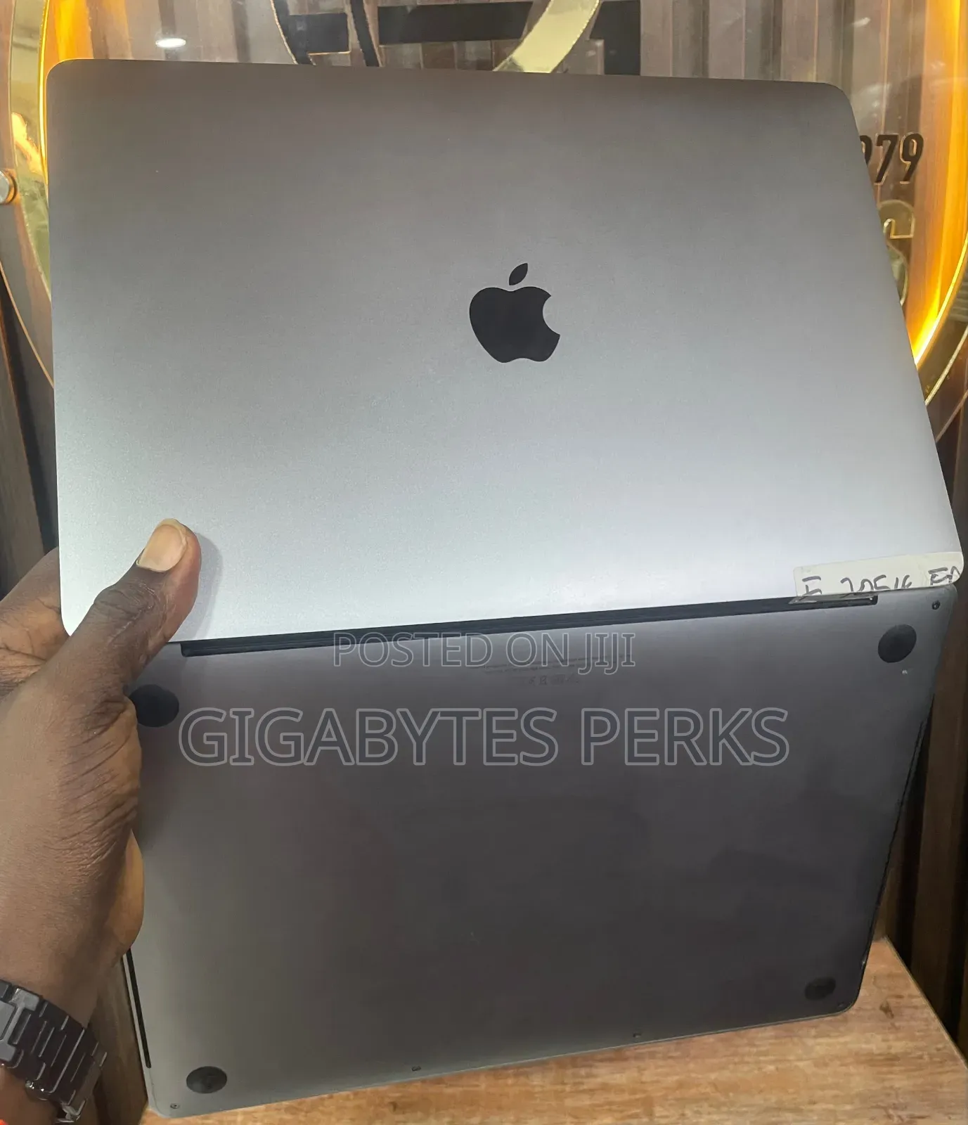 Laptop Apple MacBook Pro 2019 16GB Intel Core i7 SSD 512GB