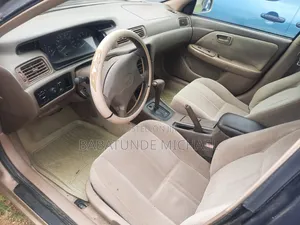 Toyota Camry 2001 Gold